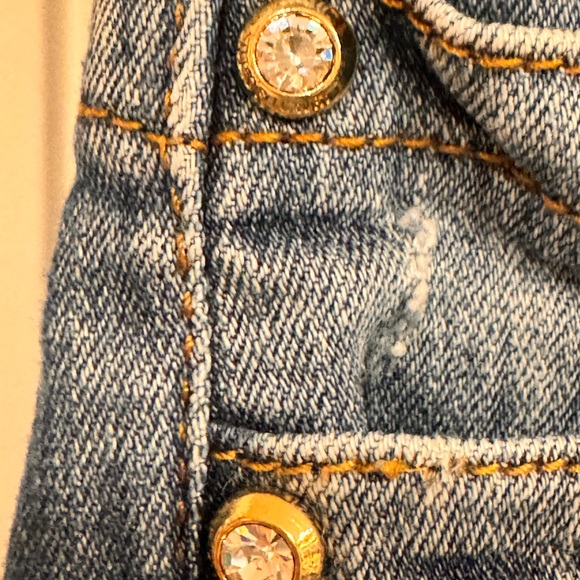 STUDIO F low rise shorts size 8 small - Picture 3 of 6